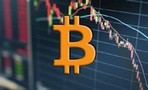 Курс биткоина снизился 2,5% утром 1 мая 2023 года