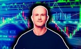 Руководитель Coinbase раскритиковал сенаторов США за их позицию относительно криптосегмента